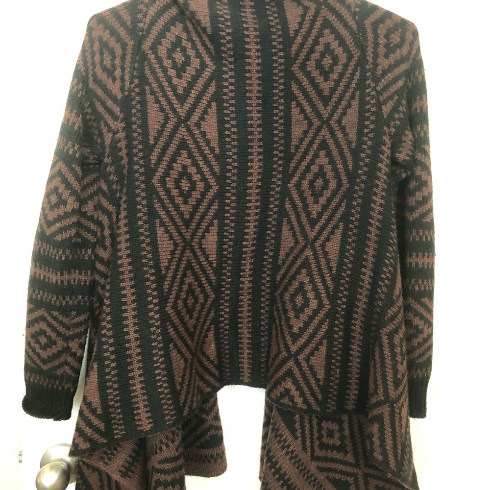 Pattern sweater - Picture 3 of 3